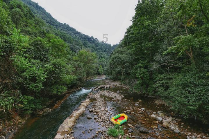 结婚以后因为一些原因分房睡会影响感情吗？游戏画面